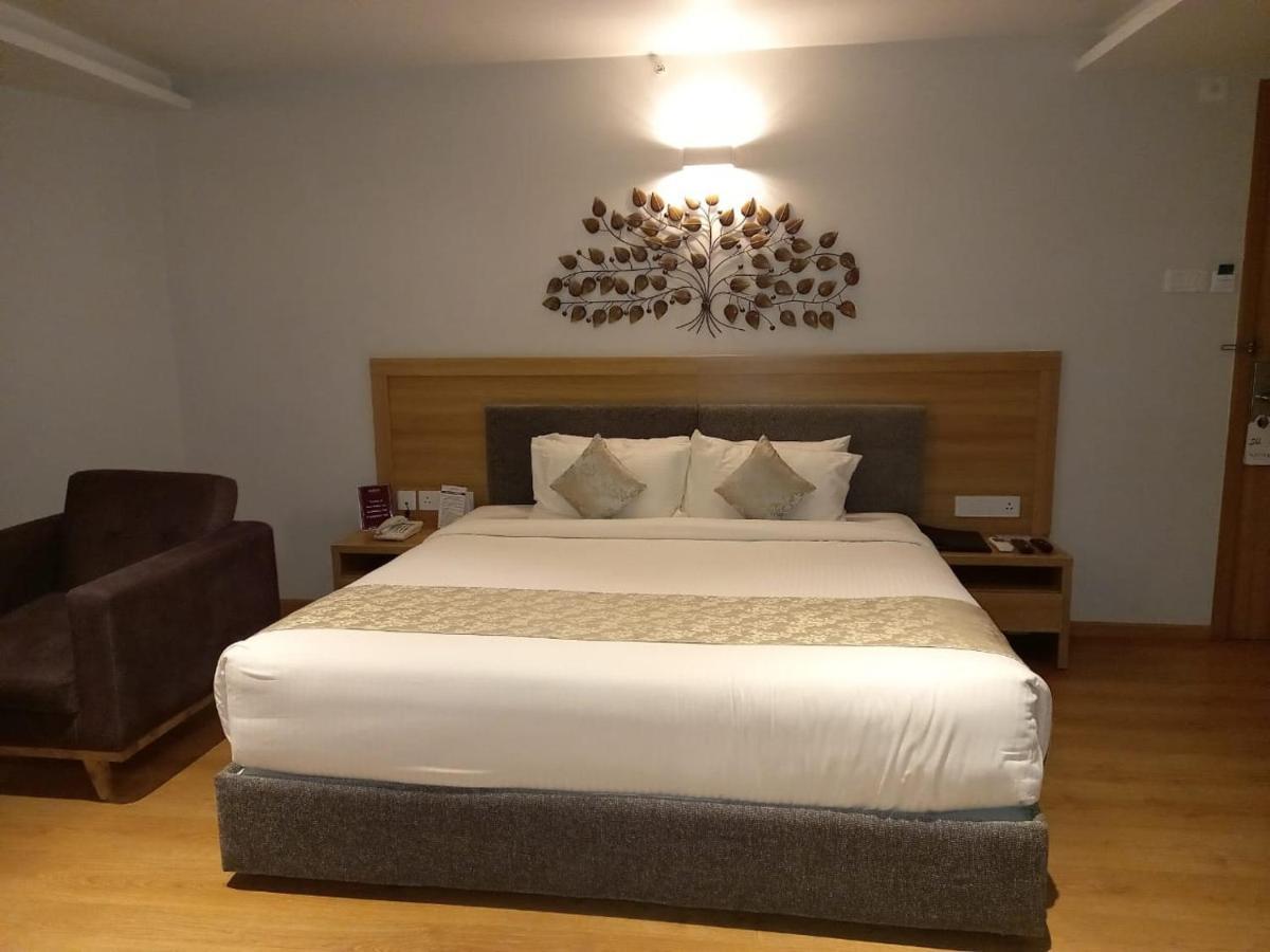 Native Inn By Heda Hospitality Belgaum Exteriör bild
