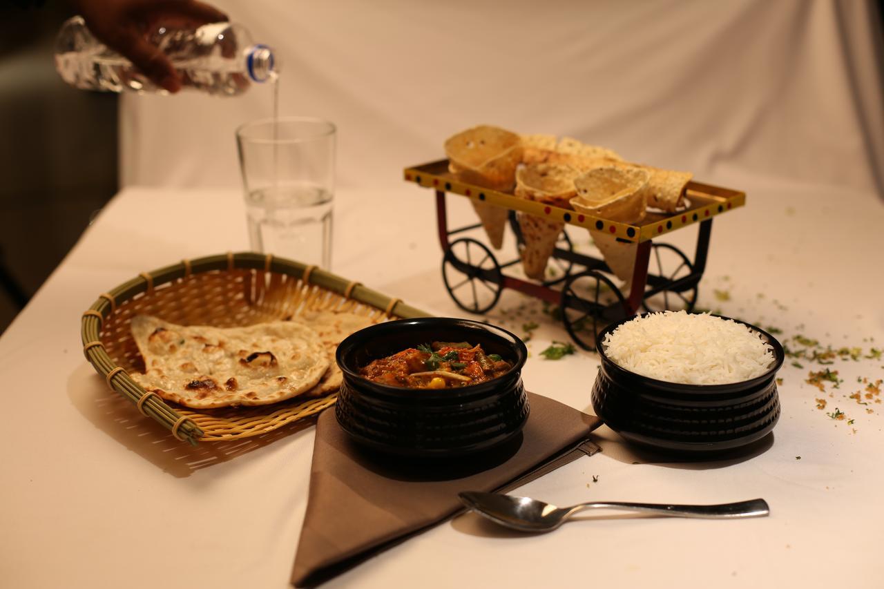 Native Inn By Heda Hospitality Belgaum Exteriör bild