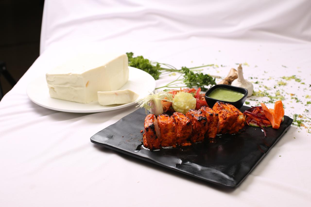Native Inn By Heda Hospitality Belgaum Exteriör bild