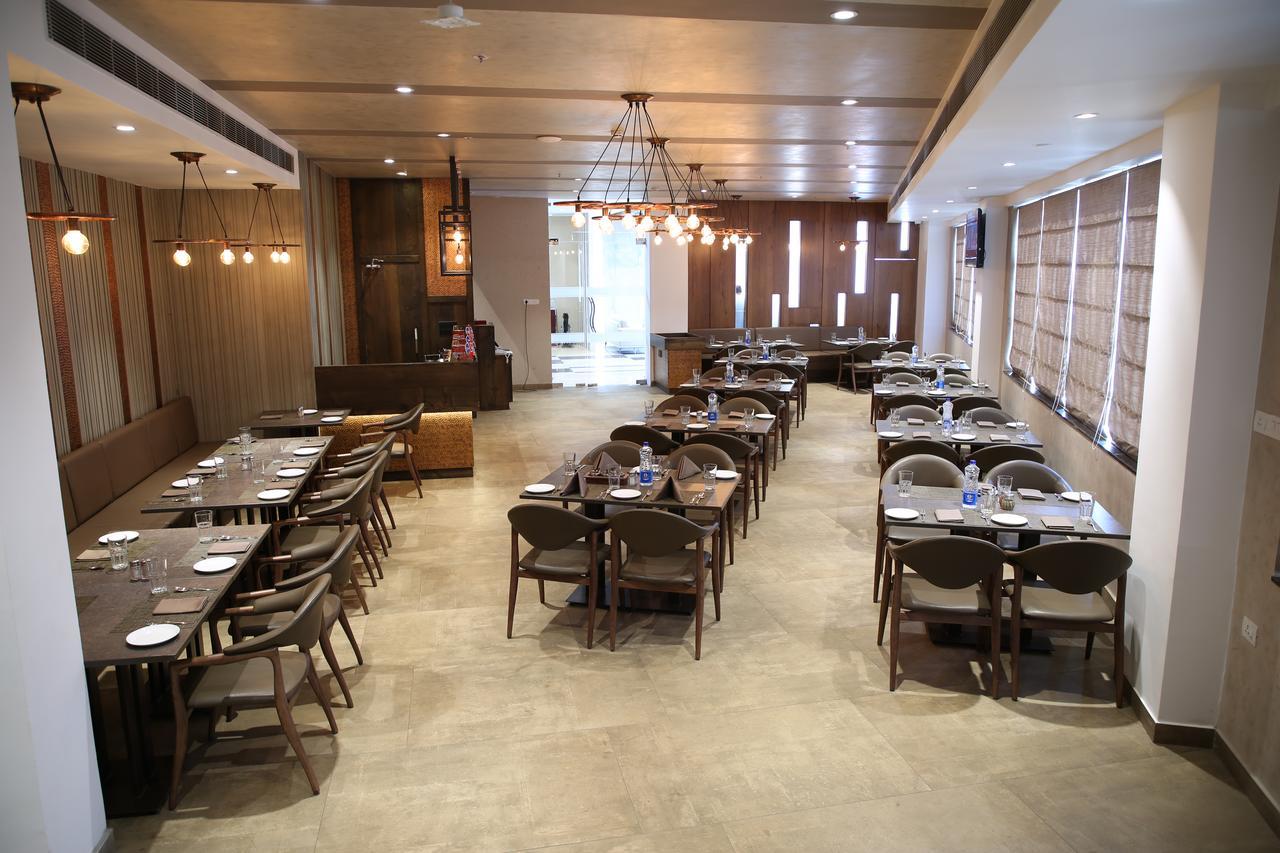 Native Inn By Heda Hospitality Belgaum Exteriör bild