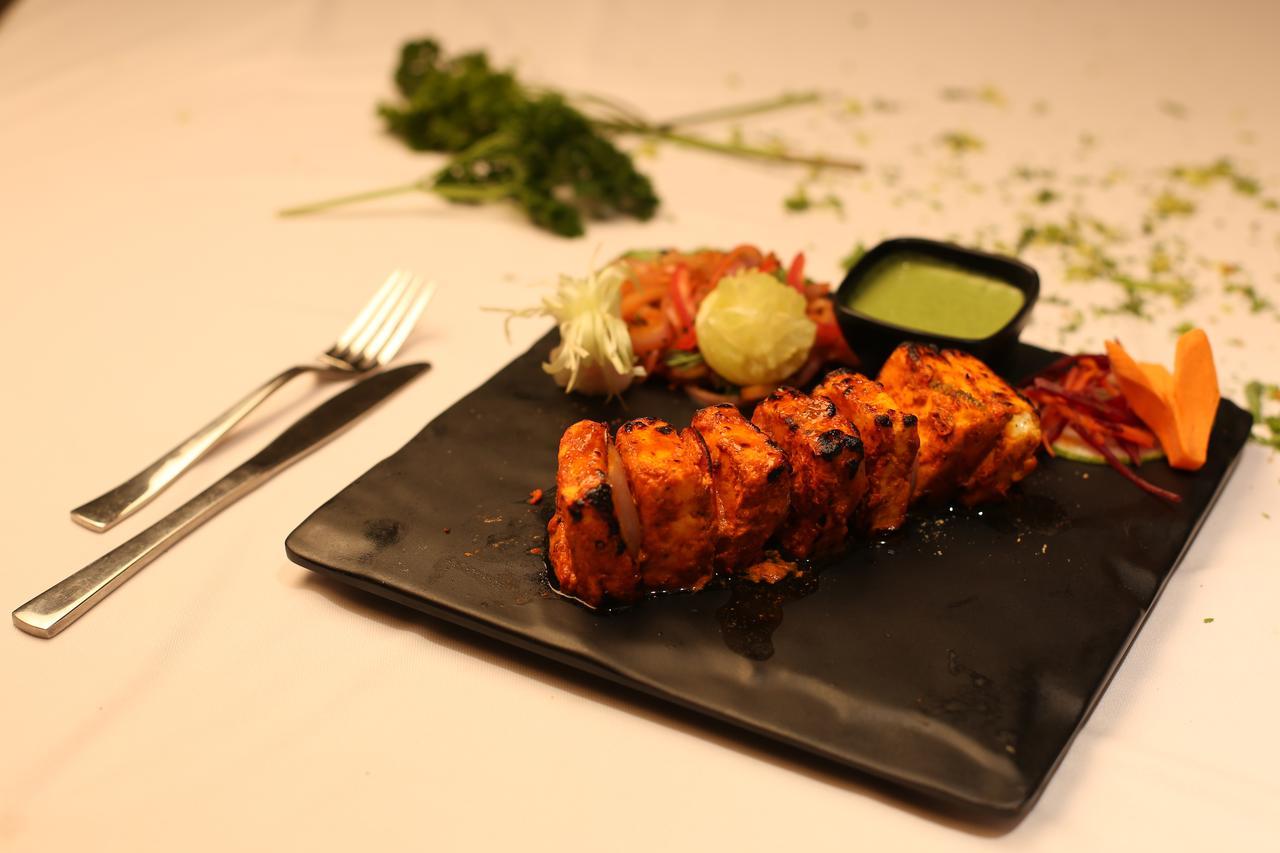Native Inn By Heda Hospitality Belgaum Exteriör bild